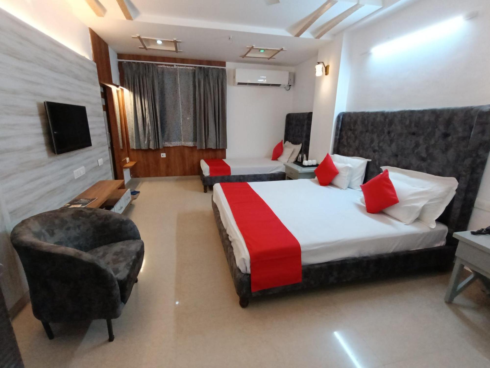 Hotel Omni Plaza Jodhpur  Exterior foto